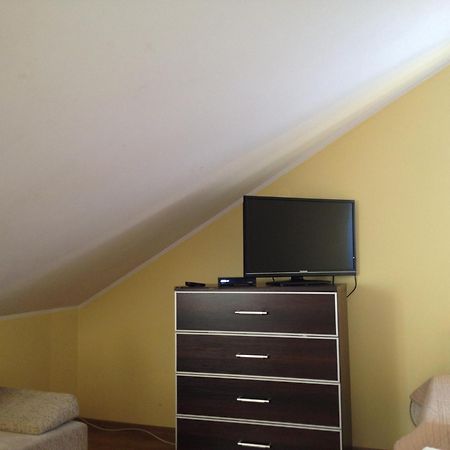 Bed and Breakfast Laura Белхатув Номер фото
